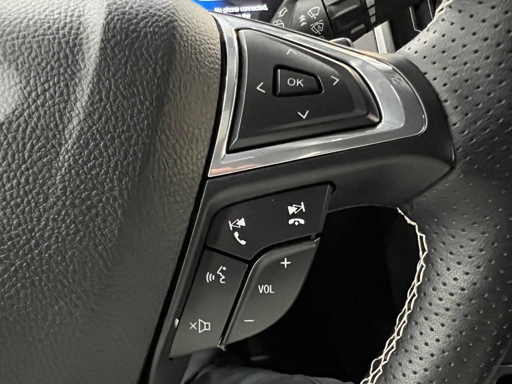 used 2022 Ford Edge car, priced at $28,888