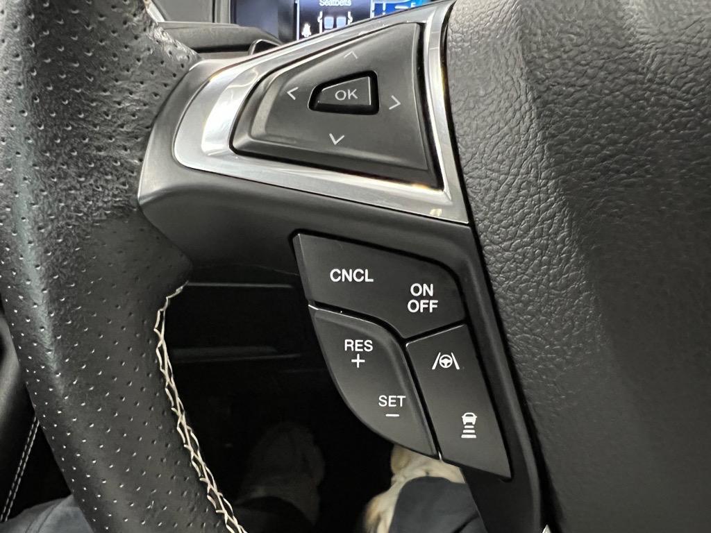 used 2022 Ford Edge car, priced at $28,888