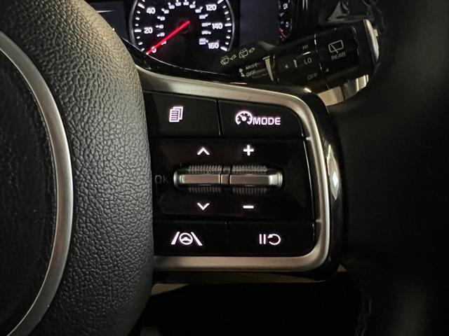 used 2022 Kia Sorento car, priced at $25,388
