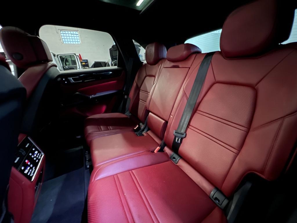 used 2020 Porsche Cayenne car, priced at $41,888