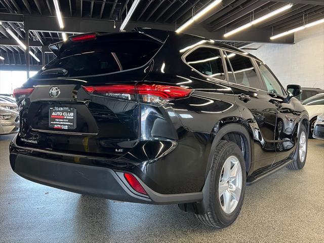 used 2023 Toyota Highlander car, priced at $29,488