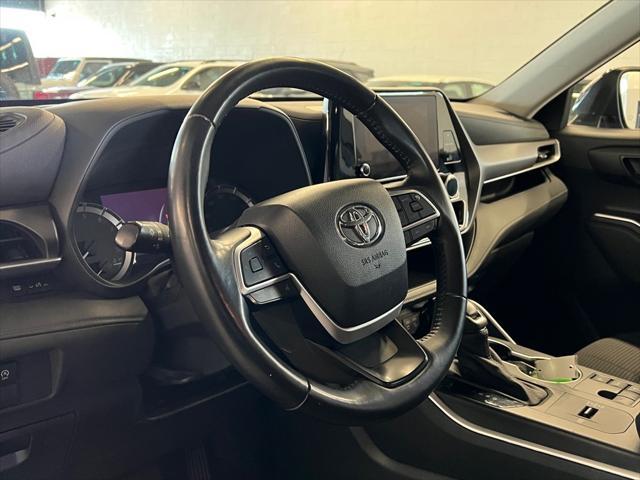 used 2023 Toyota Highlander car, priced at $29,488