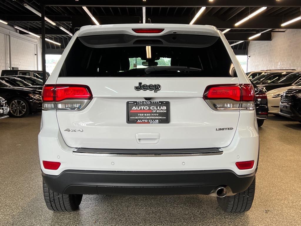 used 2022 Jeep Grand Cherokee car, priced at $21,888