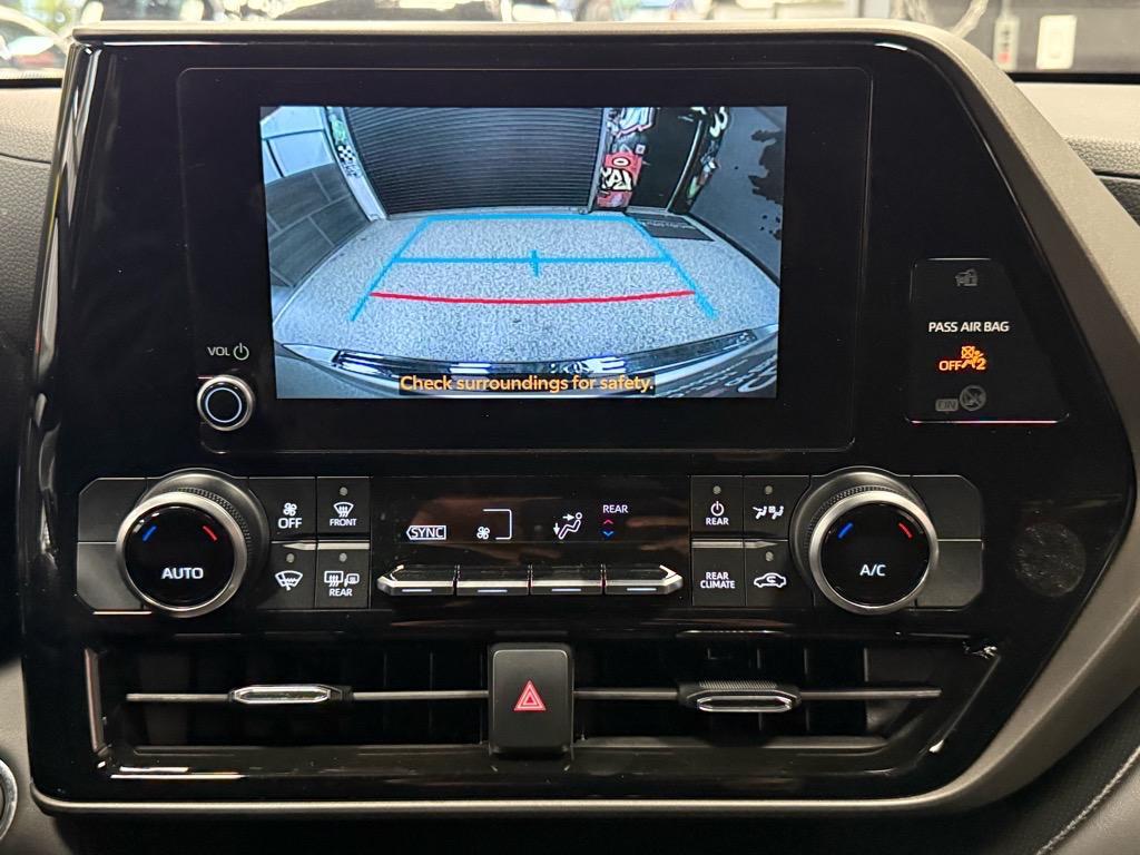used 2023 Toyota Highlander car, priced at $27,888