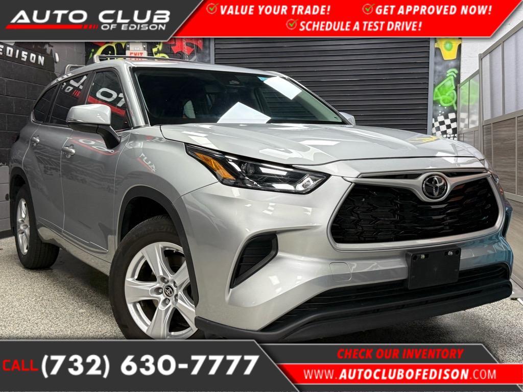 used 2023 Toyota Highlander car, priced at $27,888