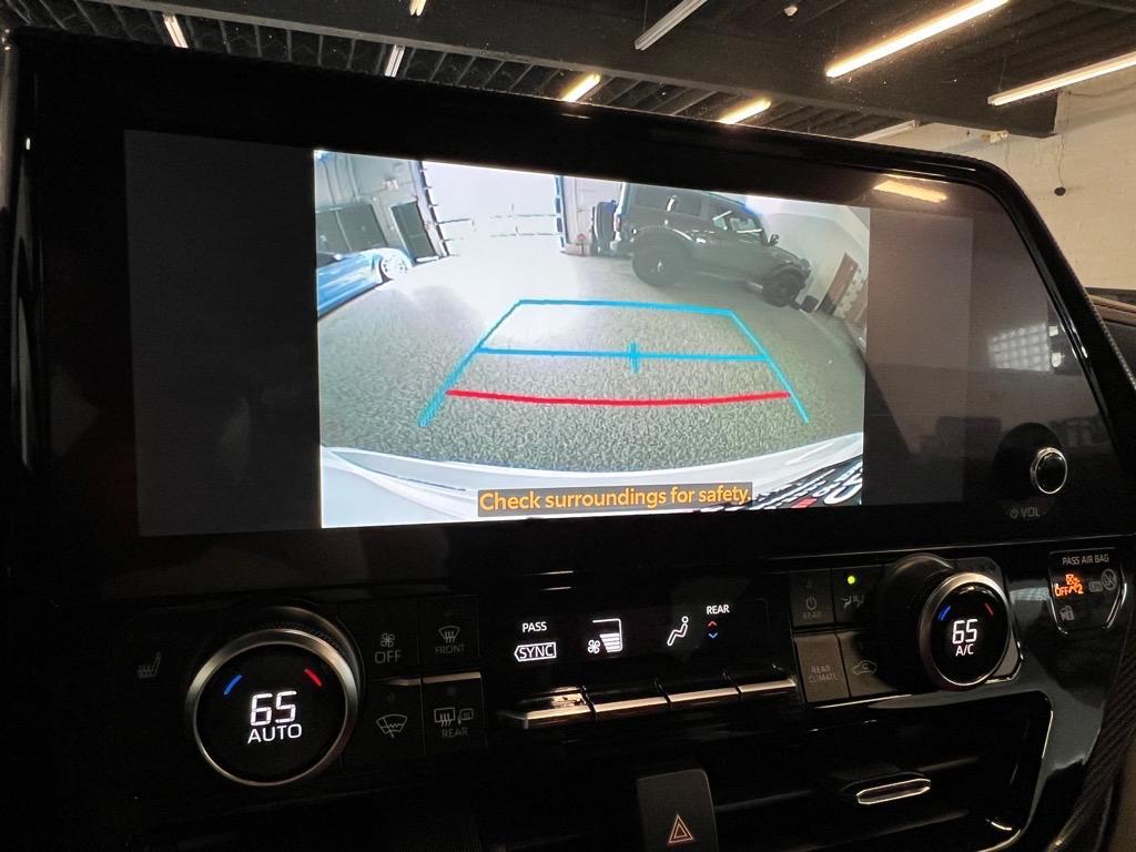 used 2023 Toyota Highlander car, priced at $34,588