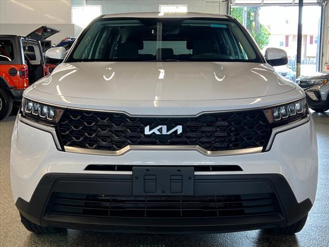 used 2022 Kia Sorento car, priced at $18,995