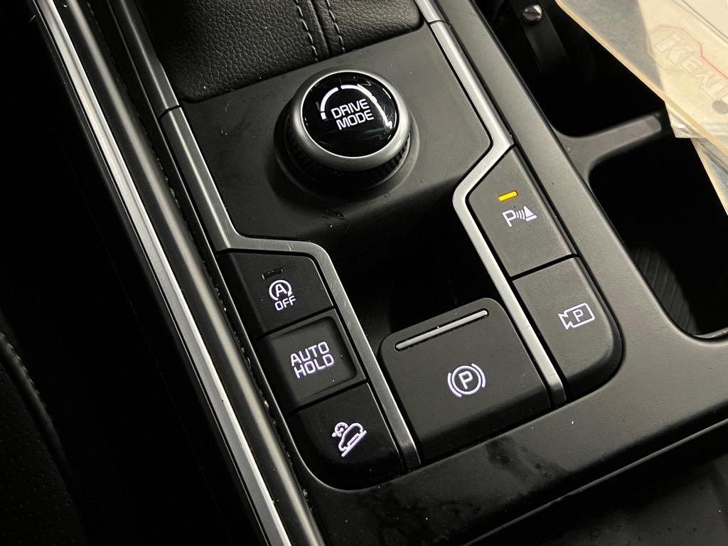 used 2024 Kia Sorento car, priced at $26,288