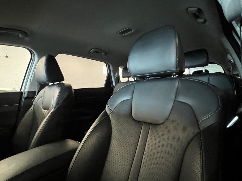 used 2024 Kia Sorento car, priced at $26,288
