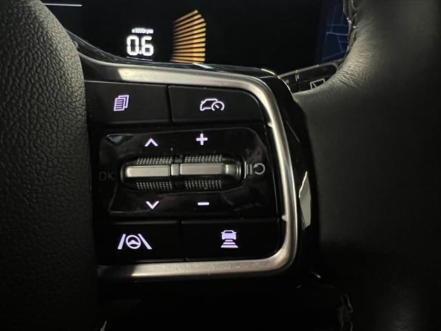 used 2024 Kia Sorento car, priced at $26,888