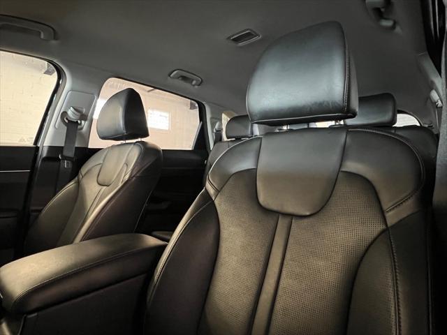 used 2024 Kia Sorento car, priced at $27,988