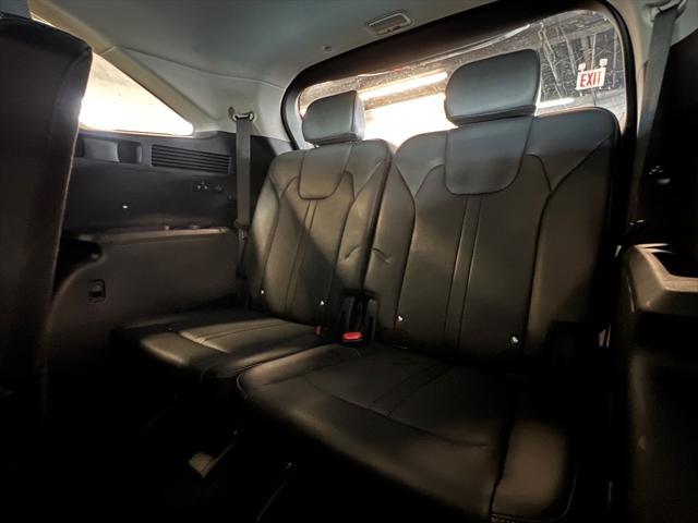 used 2024 Kia Sorento car, priced at $27,988