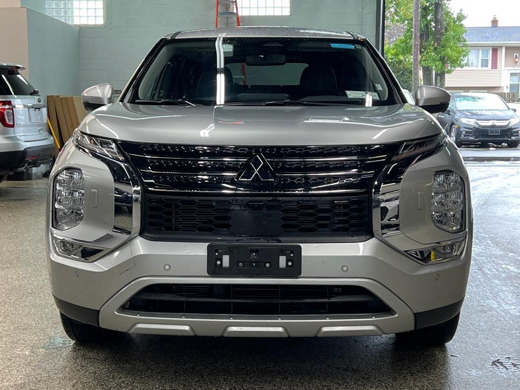 used 2024 Mitsubishi Outlander car, priced at $23,388