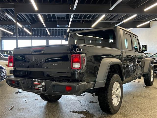 used 2023 Jeep Gladiator car, priced at $25,995