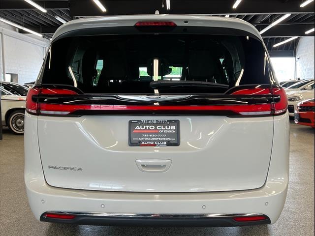 used 2021 Chrysler Pacifica car, priced at $21,095