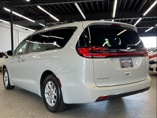 used 2021 Chrysler Pacifica car, priced at $21,095