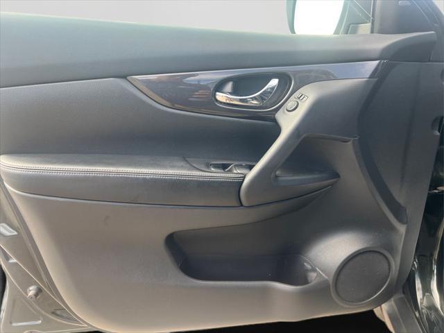 used 2019 Nissan Rogue car, priced at $17,751