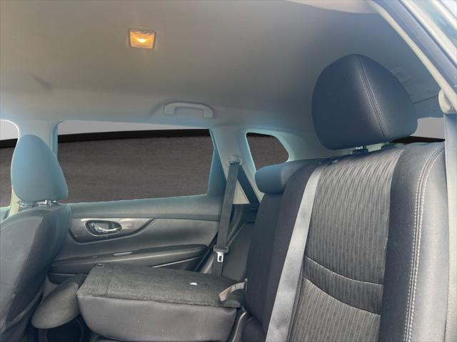 used 2019 Nissan Rogue car, priced at $17,751