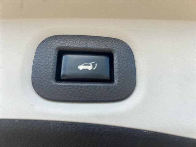 used 2019 Nissan Rogue car, priced at $17,751