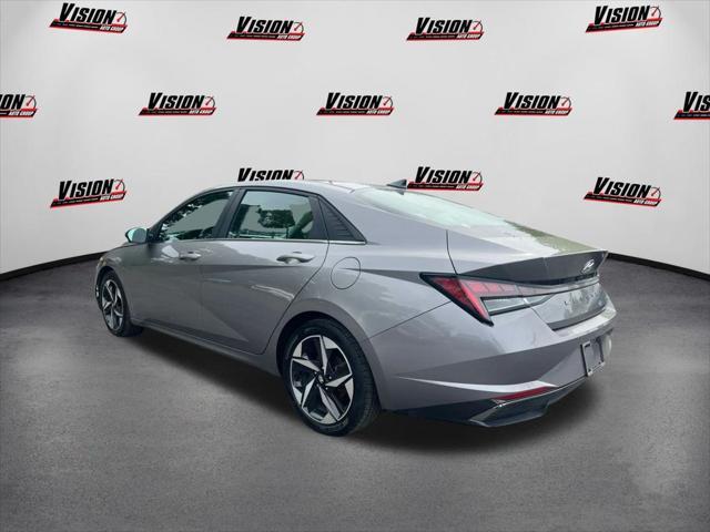 used 2022 Hyundai Elantra car, priced at $20,155