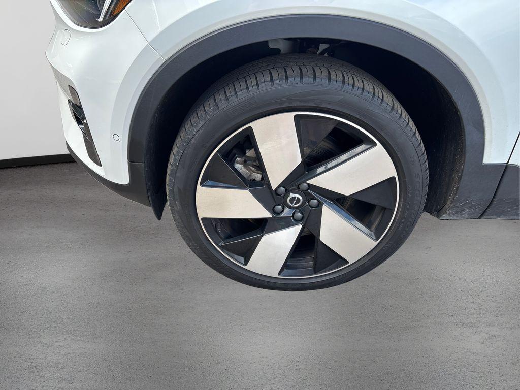 used 2023 Volvo C40 Recharge Pure Electric car, priced at $32,951