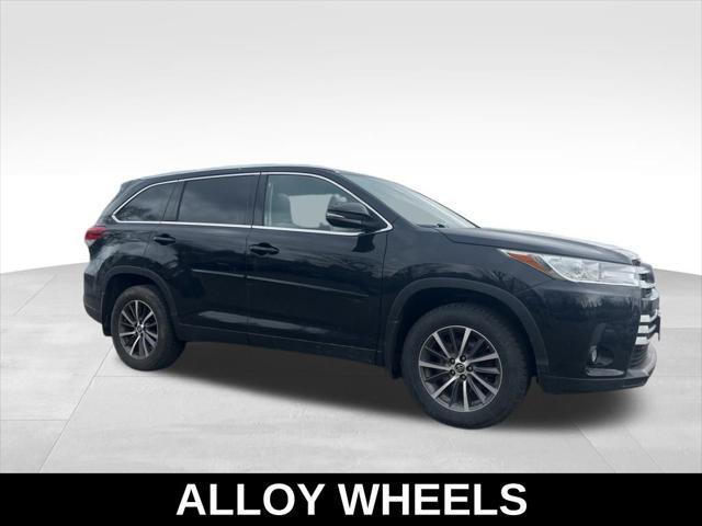 used 2019 Toyota Highlander car, priced at $28,351