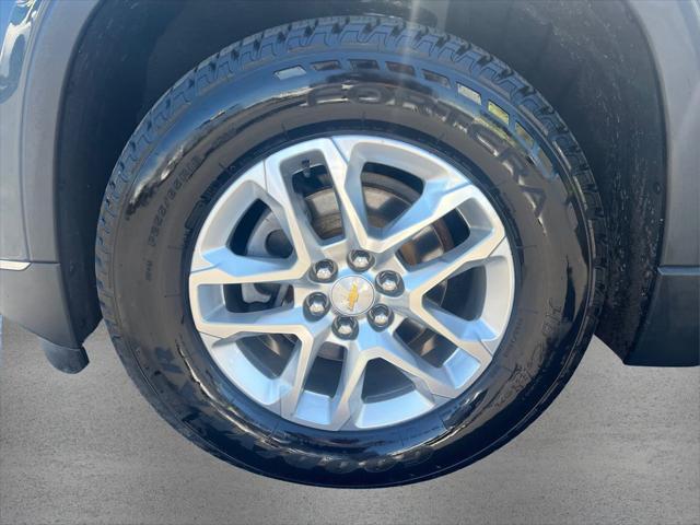 used 2018 Chevrolet Traverse car, priced at $16,393