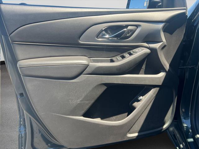 used 2018 Chevrolet Traverse car, priced at $16,393