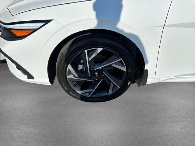 new 2025 Hyundai Elantra car, priced at $27,505