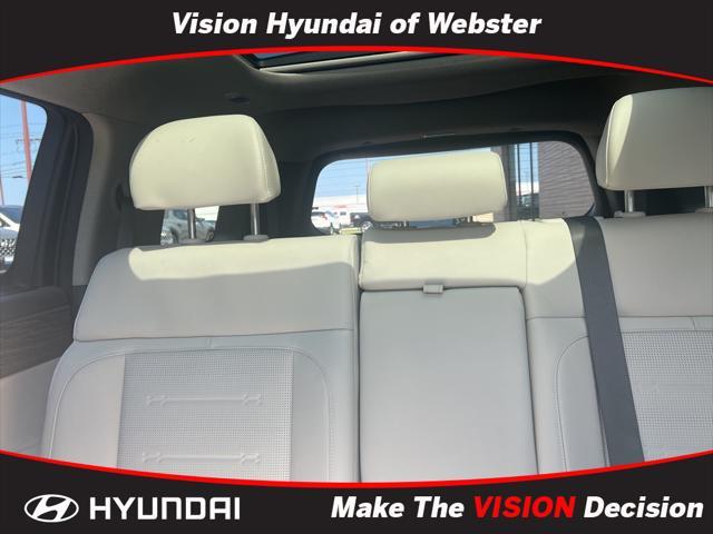 used 2024 Hyundai Santa Fe car, priced at $39,955