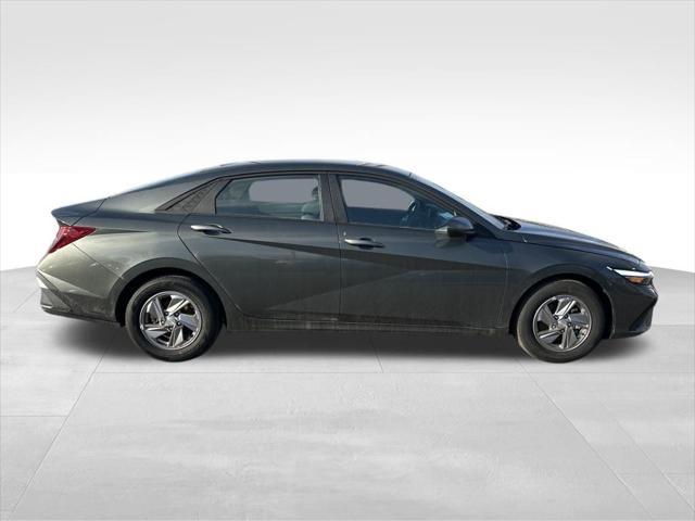 new 2024 Hyundai Elantra car, priced at $23,190