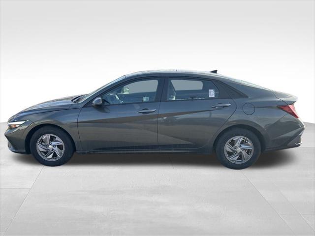 new 2024 Hyundai Elantra car, priced at $23,190
