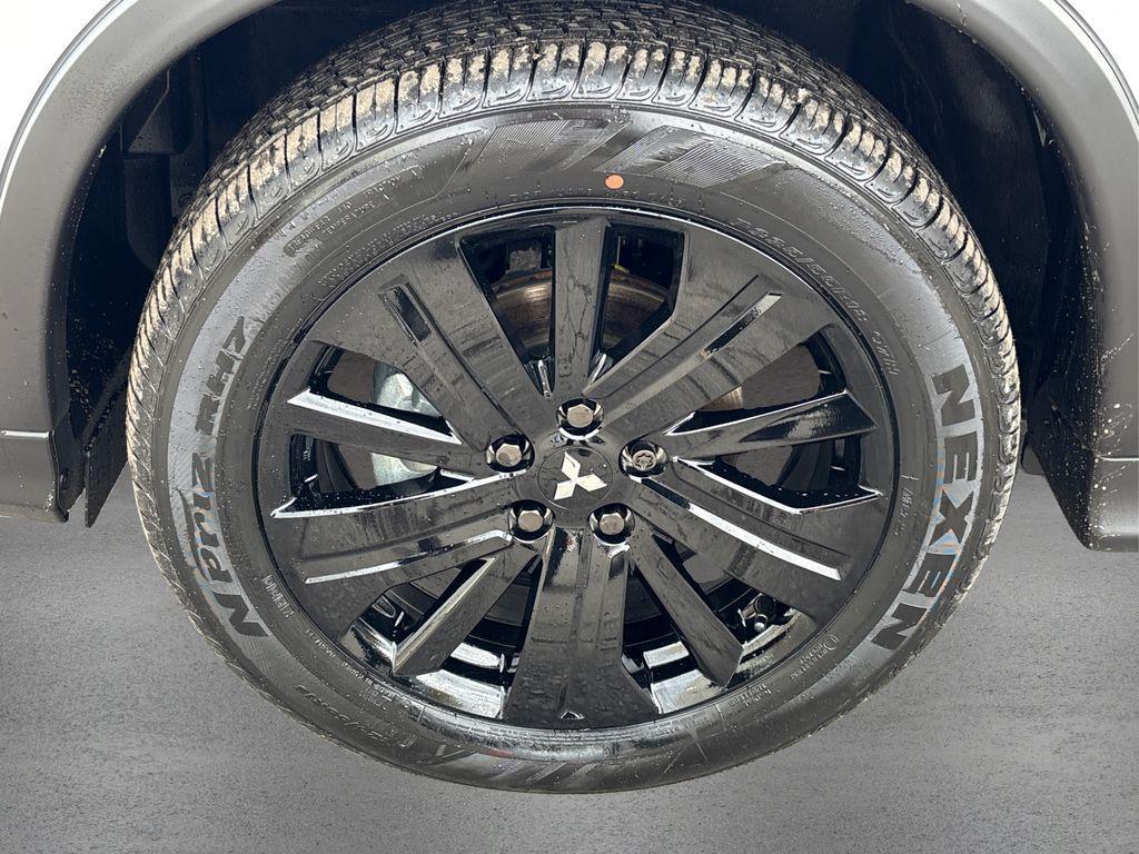 new 2025 Mitsubishi Outlander Sport car, priced at $31,235