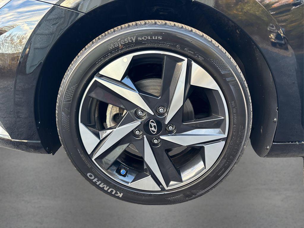 used 2023 Hyundai Elantra car, priced at $19,377