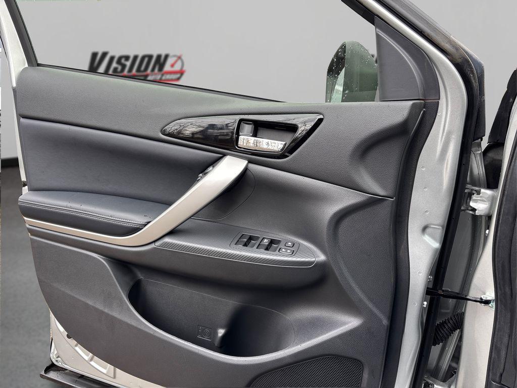 new 2024 Mitsubishi Eclipse Cross car, priced at $31,280