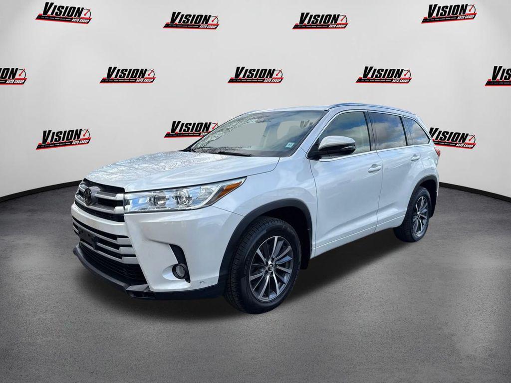 used 2018 Toyota Highlander car, priced at $21,533
