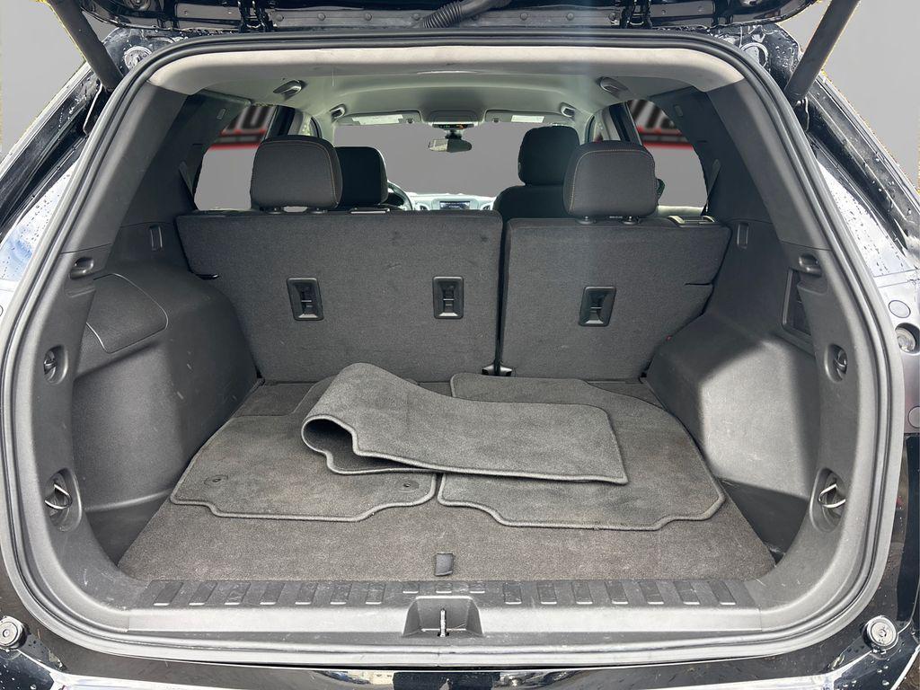 used 2023 Chevrolet Equinox car, priced at $21,777