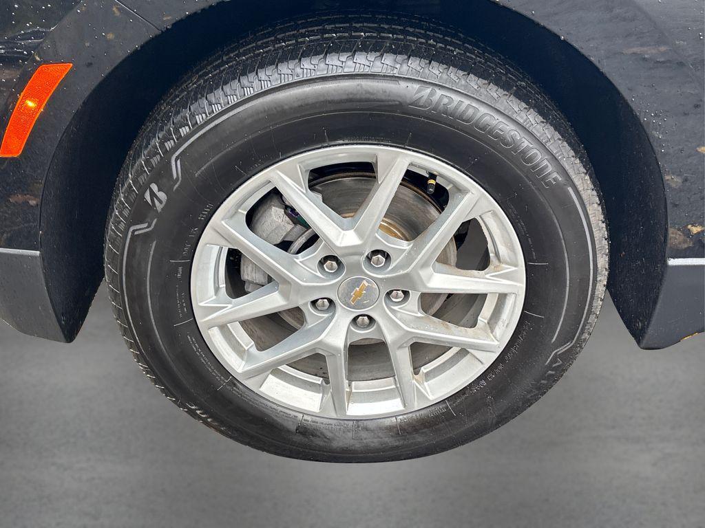 used 2023 Chevrolet Equinox car, priced at $21,777