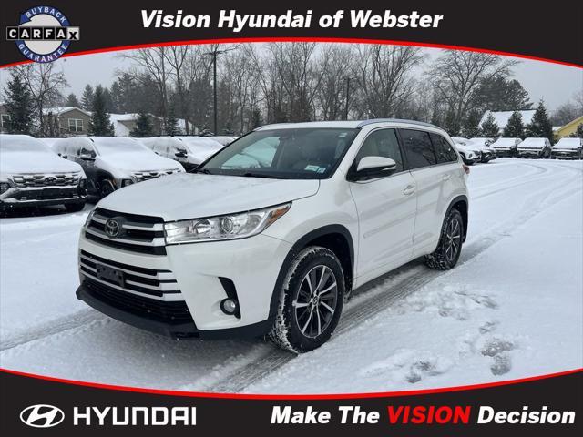 used 2018 Toyota Highlander car, priced at $22,295