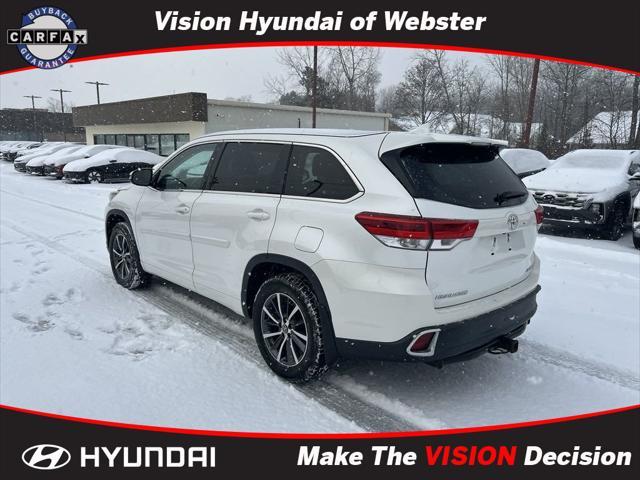 used 2018 Toyota Highlander car, priced at $22,295