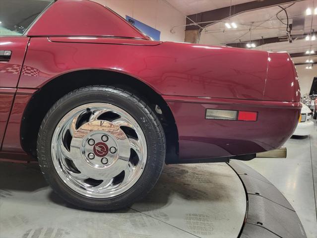 used 1993 Chevrolet Corvette car, priced at $33,900