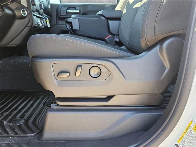 new 2025 Chevrolet Silverado 1500 car, priced at $46,740