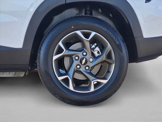 new 2026 Chevrolet Trax car, priced at $27,079