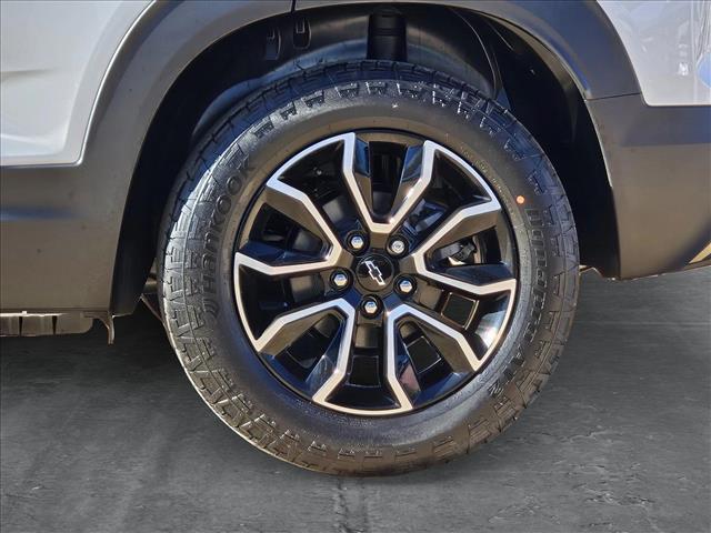 new 2025 Chevrolet TrailBlazer car, priced at $31,230