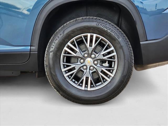 new 2026 Chevrolet Traverse car, priced at $41,090