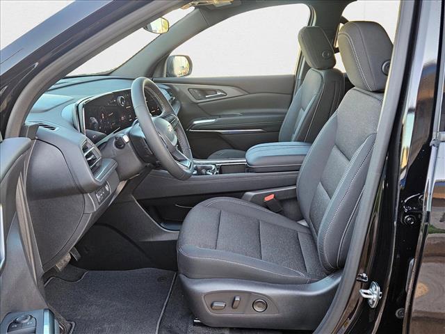 new 2026 Chevrolet Traverse car, priced at $41,090