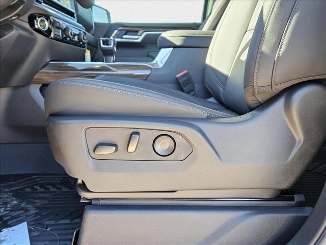 new 2025 Chevrolet Silverado 1500 car, priced at $60,566