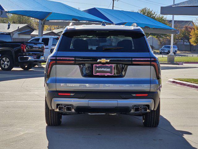 new 2025 Chevrolet Traverse car, priced at $41,995