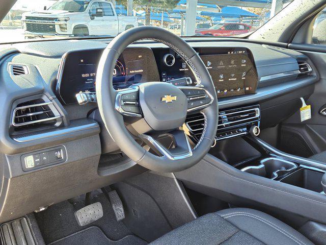 new 2025 Chevrolet Traverse car, priced at $41,995