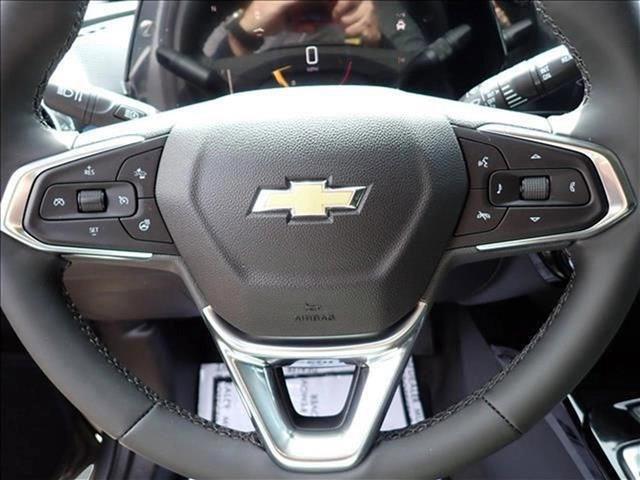 new 2025 Chevrolet Trax car, priced at $23,952